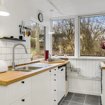 2 Bedroom Amazing In Jægerspris